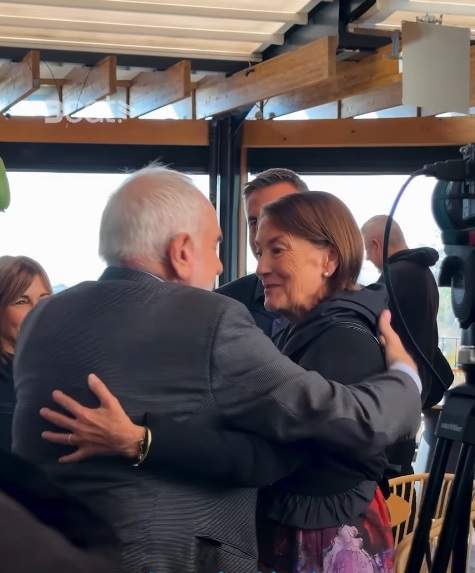 Núria Bacardit, Pep Anton Muñoz i Fina Brunet, sota la mirada de Ramon Pellicer 3Cat Núria Bacardit, Pep Anton Muñoz i Fina Brunet, sota la mirada de Ramon Pellicer 3Cat