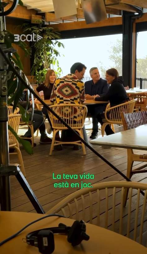 Pep Anton Muñoz, Núria Bacardit, Juan Avellaneda i Fina Brunet, sota la mirada de Ramon Pellicer 3Cat Pep Anton Muñoz, Núria Bacardit, Juan Avellaneda i Fina Brunet, sota la mirada de Ramon Pellicer 3Cat