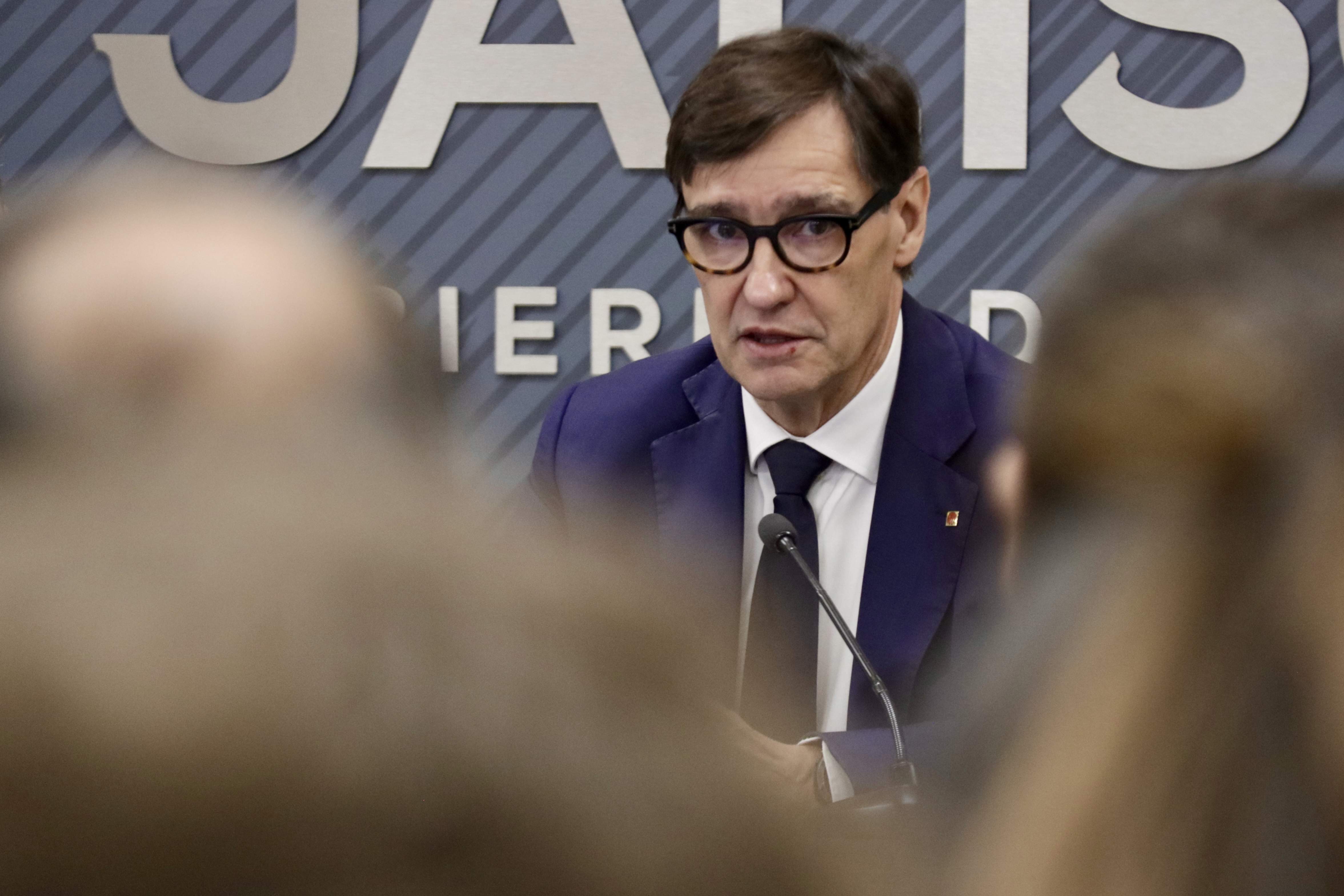 Illa manté el viatge a Mèxic en plena lluita contra la pesta porcina a Collserola