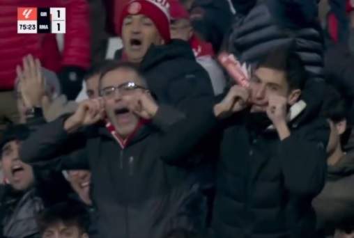 Aficionats de Montilivi se'n refoten de Vinicius