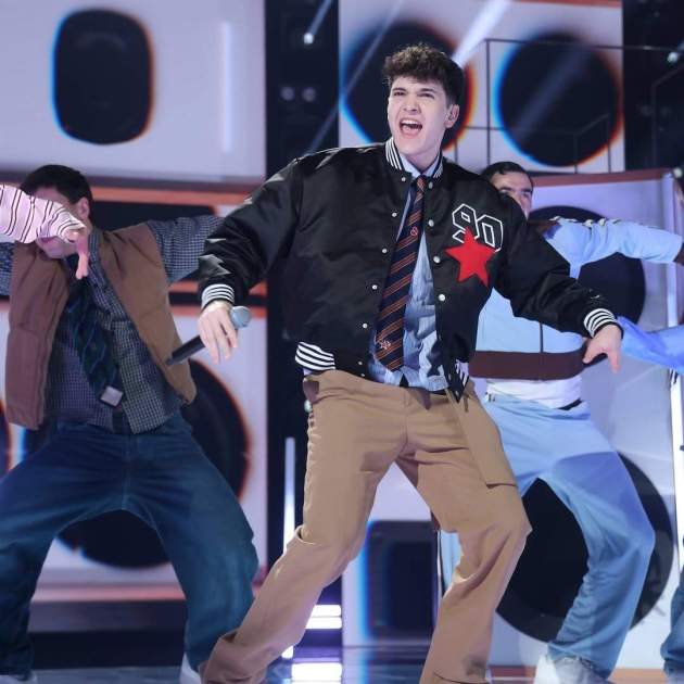 Crespo, 10é expulsat interpretant 'Columbia' de Quevedo / Instagram