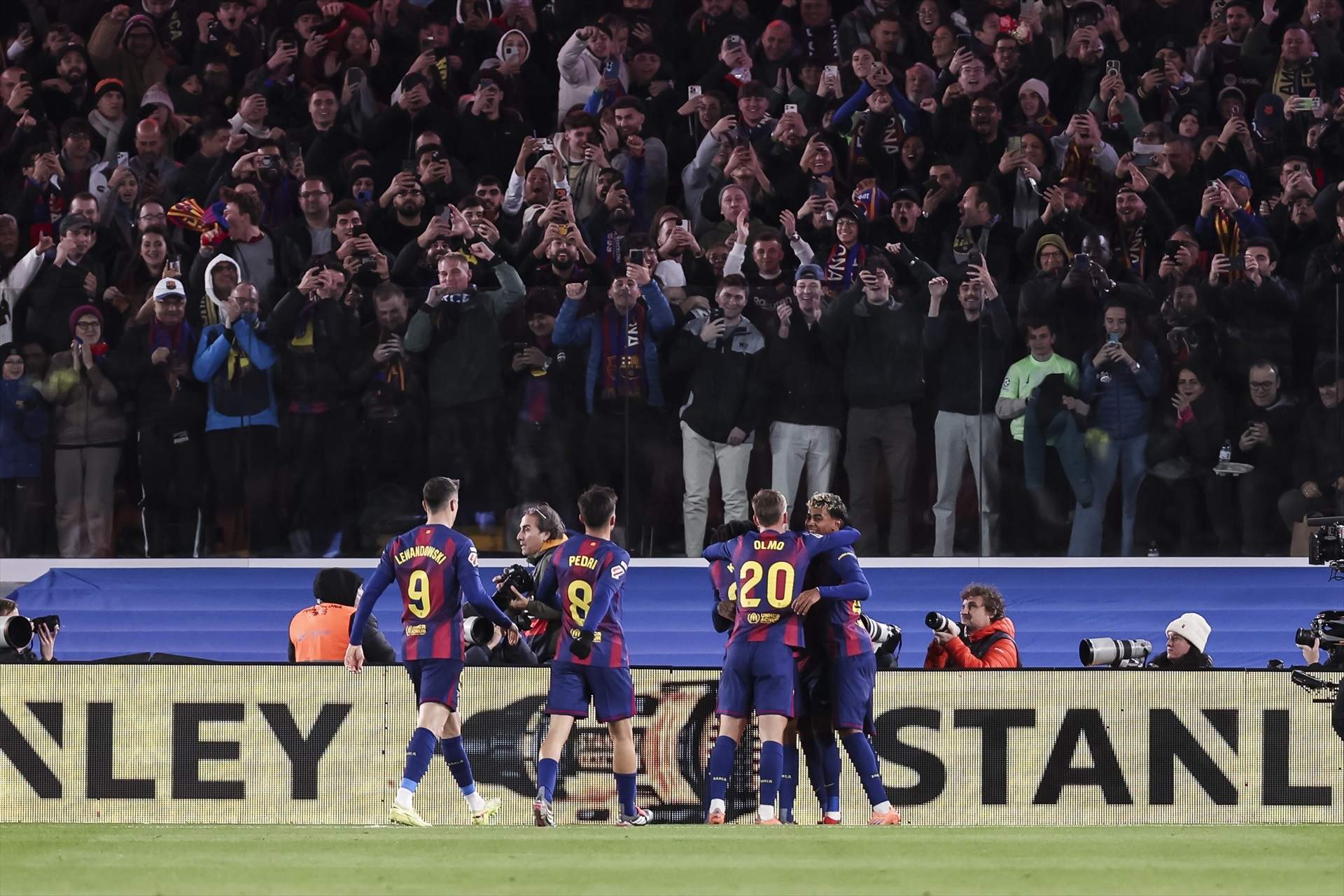 Un jugador del Barça no va celebrar els gols de Raphinha i Dani Olmo