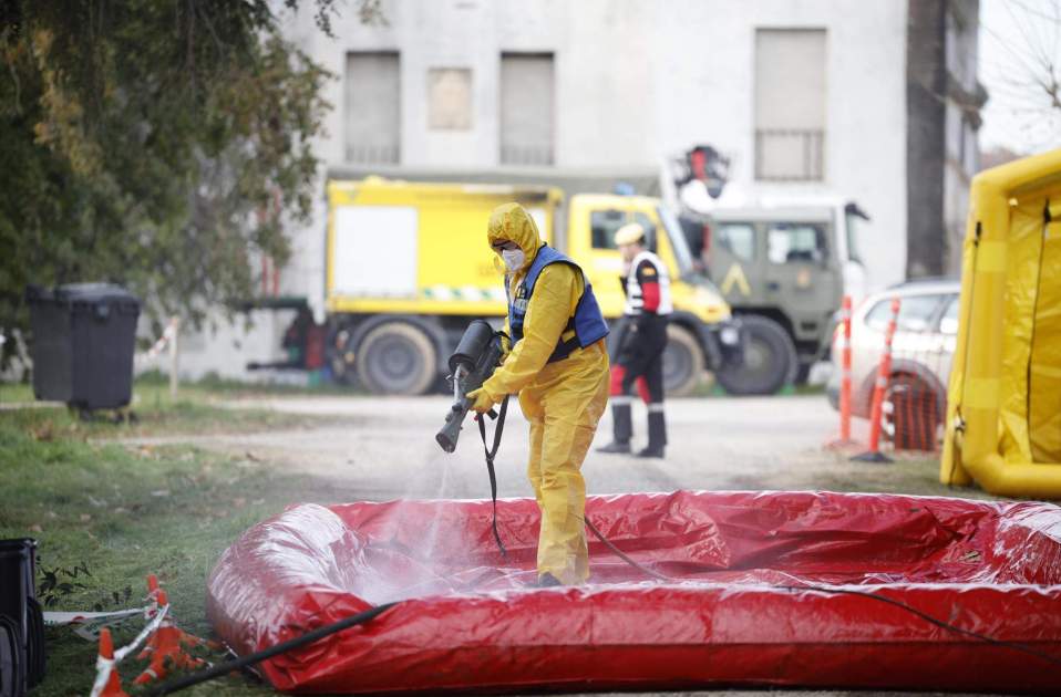 23b5602d3a5fd2d944e7277ada45c9ec89db6f70w