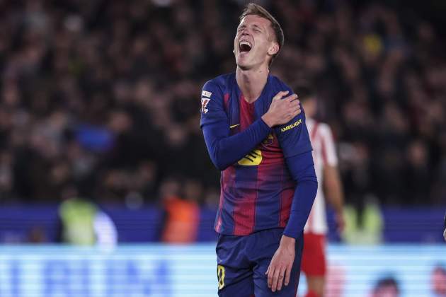 EuropaPress 7144137 dani olmo of fc barcelona falls injured after scoring goal during the