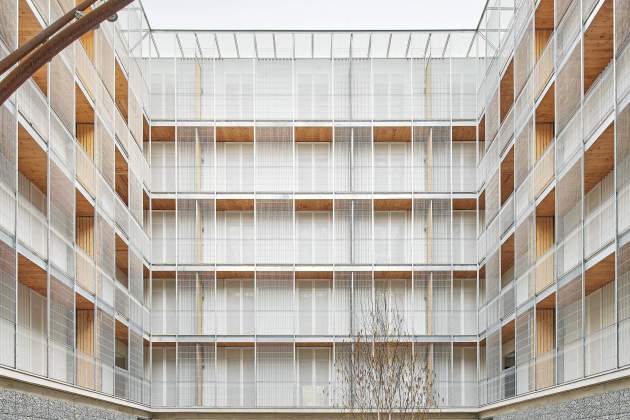 85 habitatges a Cornell  de Llobregat. Autoria Peris + Toral arquitectes. Foto José  Hevia