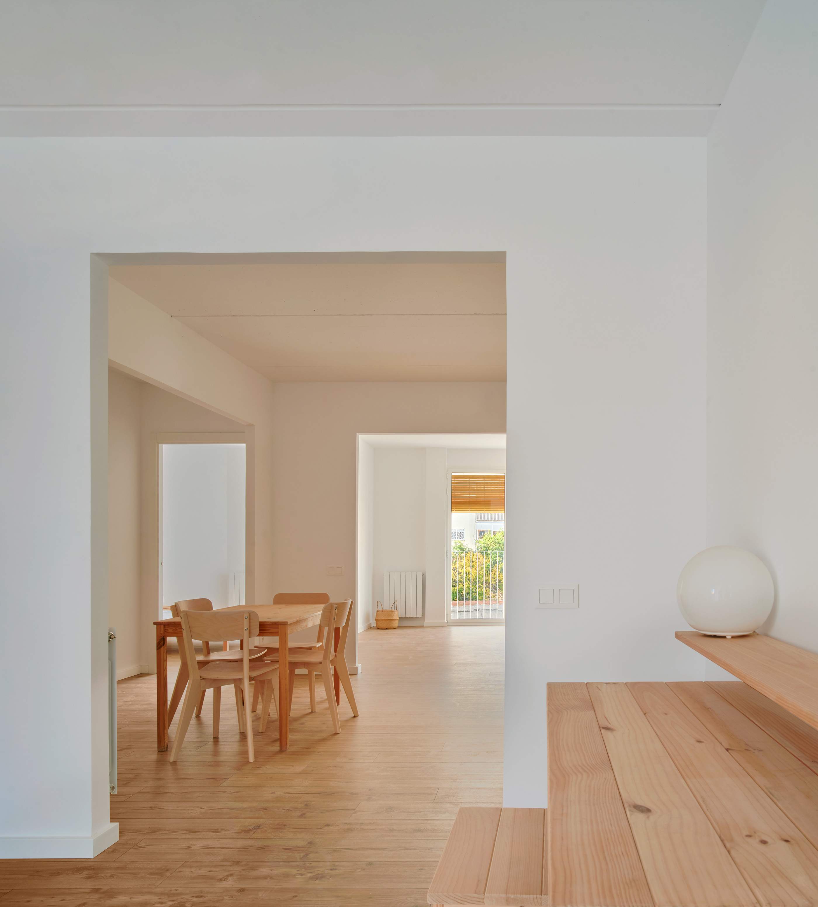 22 habitatges a Viladecans. Autoria AV62 Arquitectos + Calderon Folch Studio. Foto José Hevia