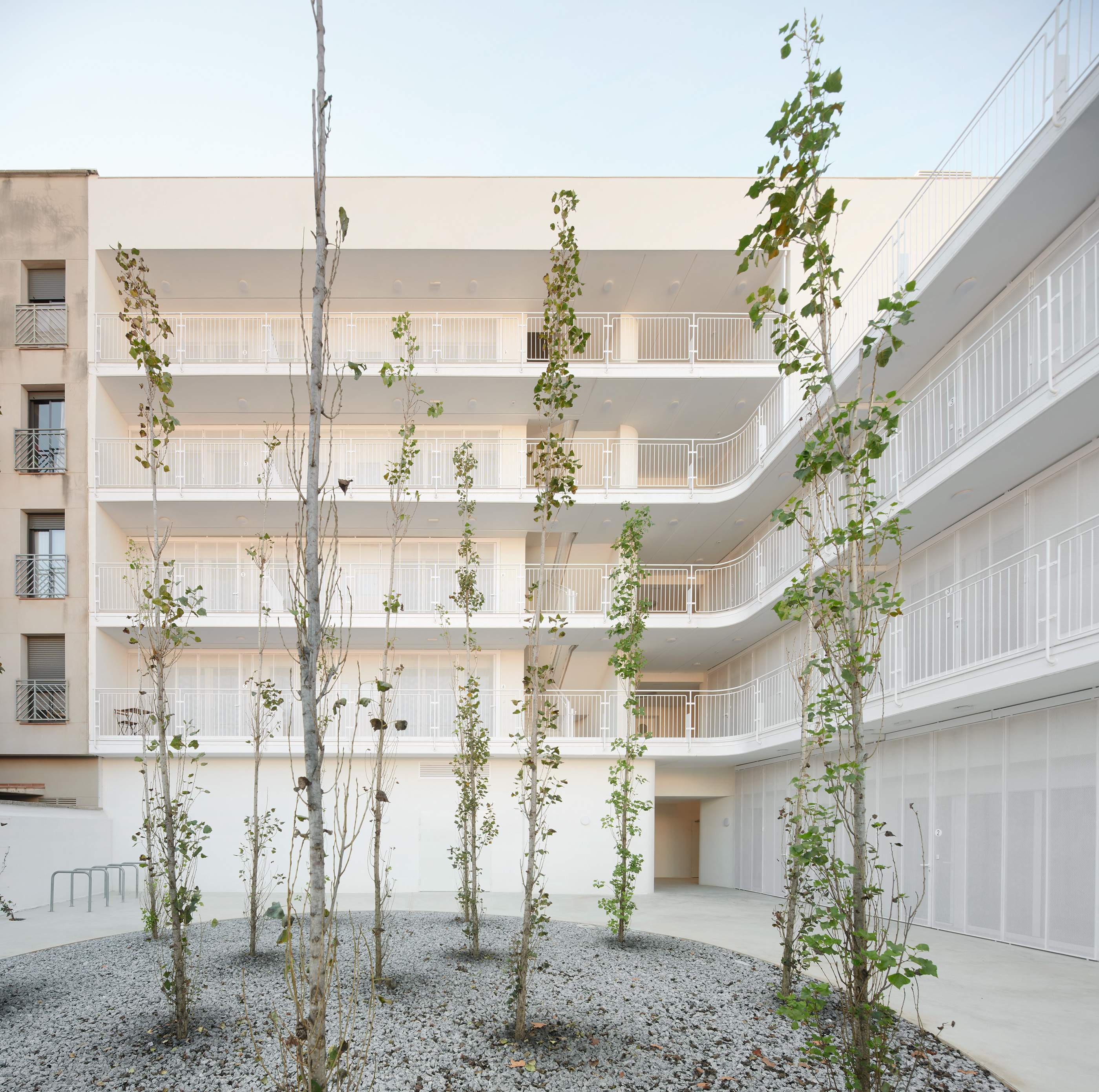 L'AMB impulsa un model propi d'habitatge social de qualitat