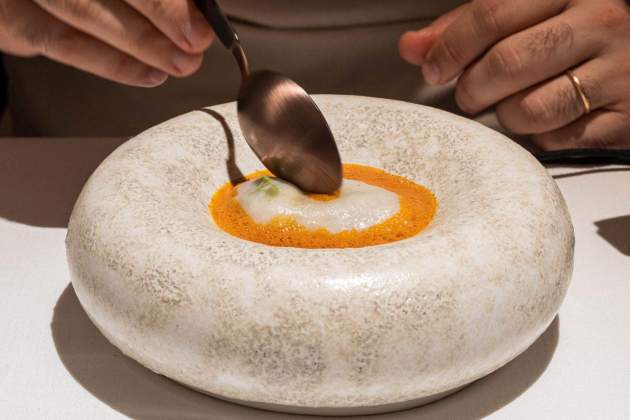 Rajada a la cassola del Melós. / Foto: Marta Garreta Rajada a la cassola del Melós. / Foto: Marta Garreta