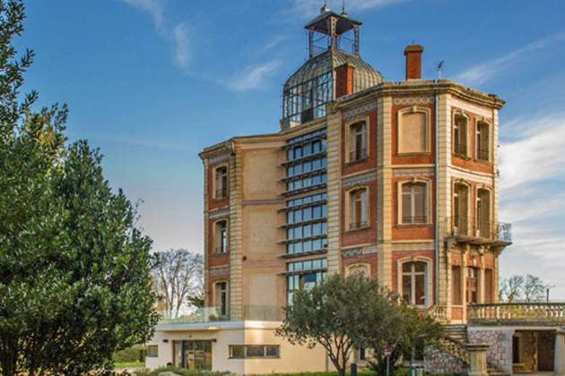 Maternitat d'elna. Vista exterior Maternitat d'elna. Vista exterior