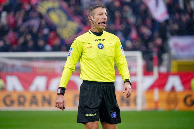 EuropaPress 6491787 davide massa referee during the italian championship serie football match EuropaPress 6491787 davide massa referee during the italian championship serie football match