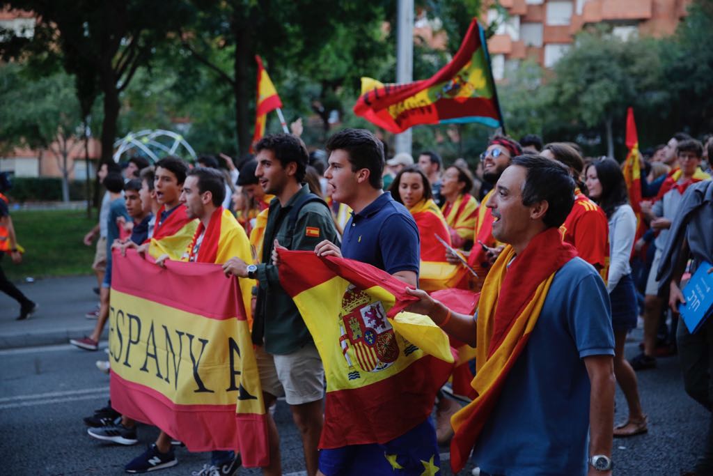 Madrid-Barcelona, a 10 € si eres joven y españolista