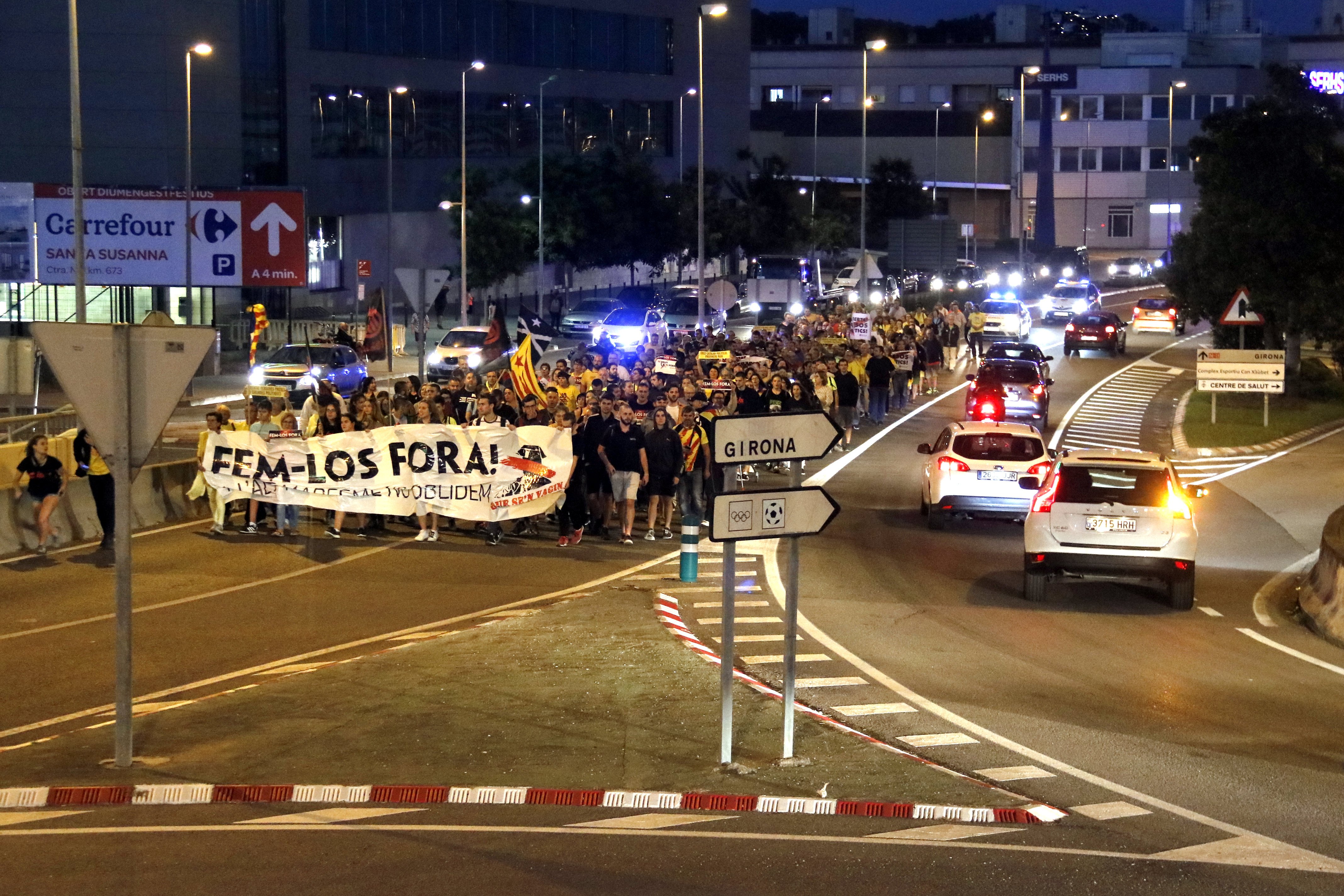 Protesta a Calella contra la presència de la Guàrdia Civil