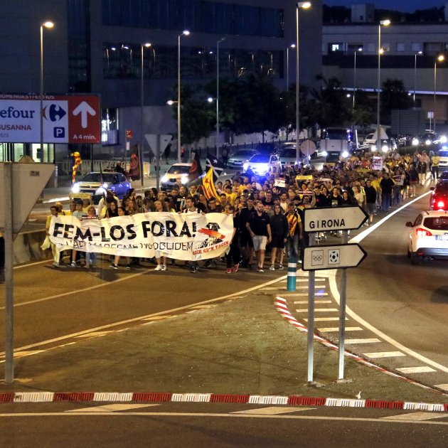 Protesta a Calella contra la presència de la Guàrdia Civil