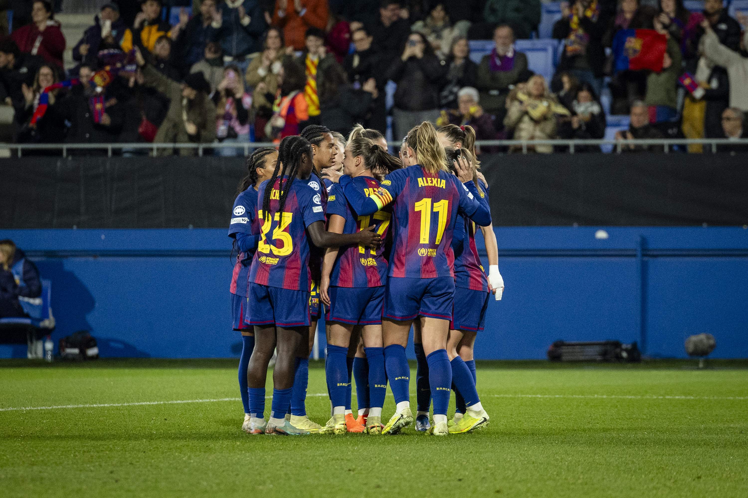 El Barça recupera el ritmo contra el Benfica y apunta a los cuartos de la Champions femenina (3-1)