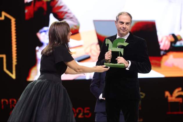 versiorac1 1764256626 3775180047972456468 1594198054 versiorac1 1764256626 3775180047972456468 1594198054