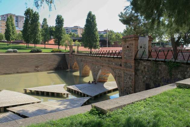 2015,10,AqBCeducte del Parc Central ajbcn 2015,10,AqBCeducte del Parc Central ajbcn