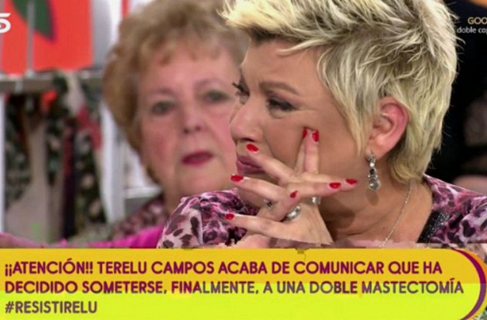 TERELU CAMPOS LLORANDO SALVAME