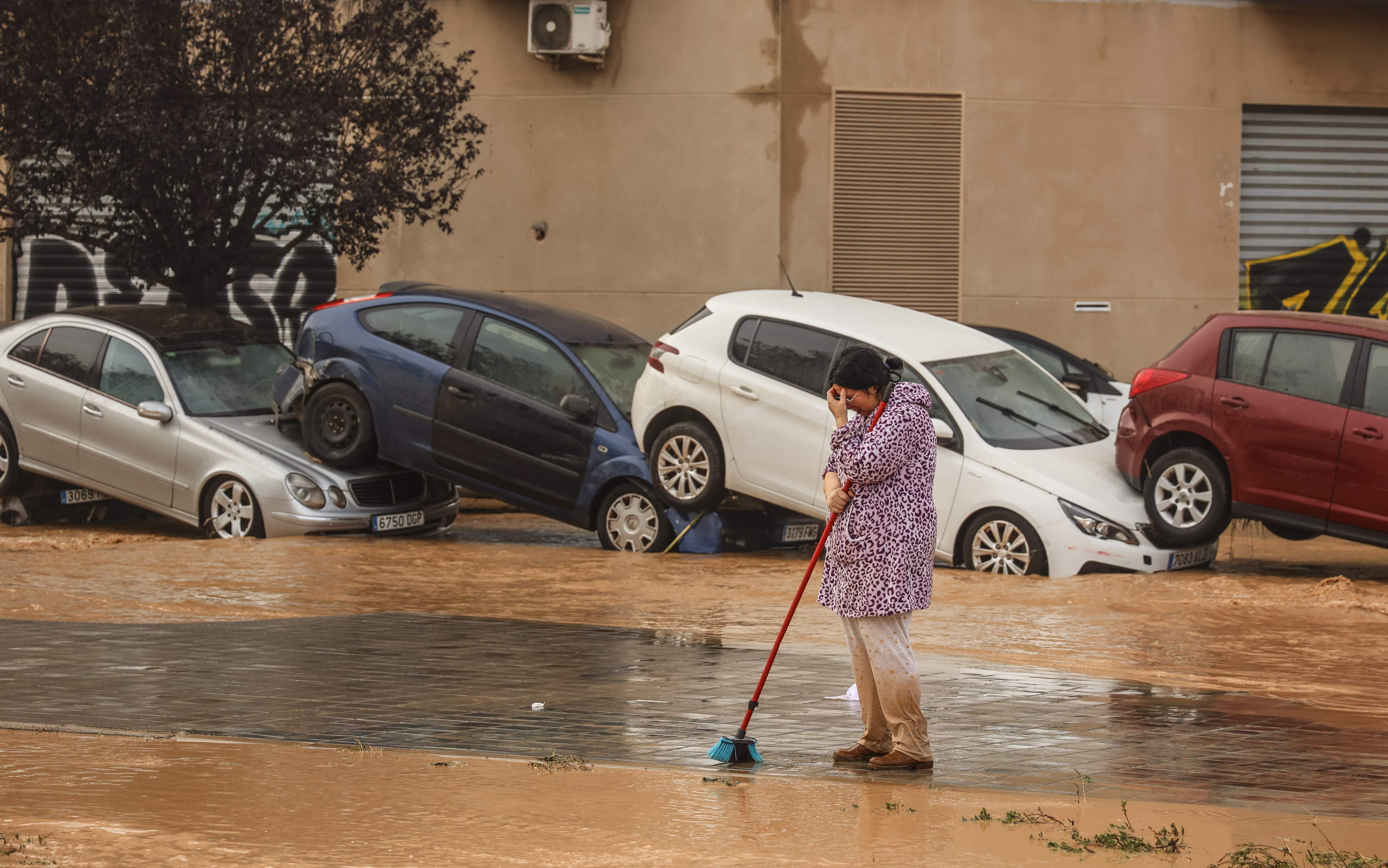 Pànic al País Valencià: alerta vermella per pluges torrencials i ES-Alert a tota la població