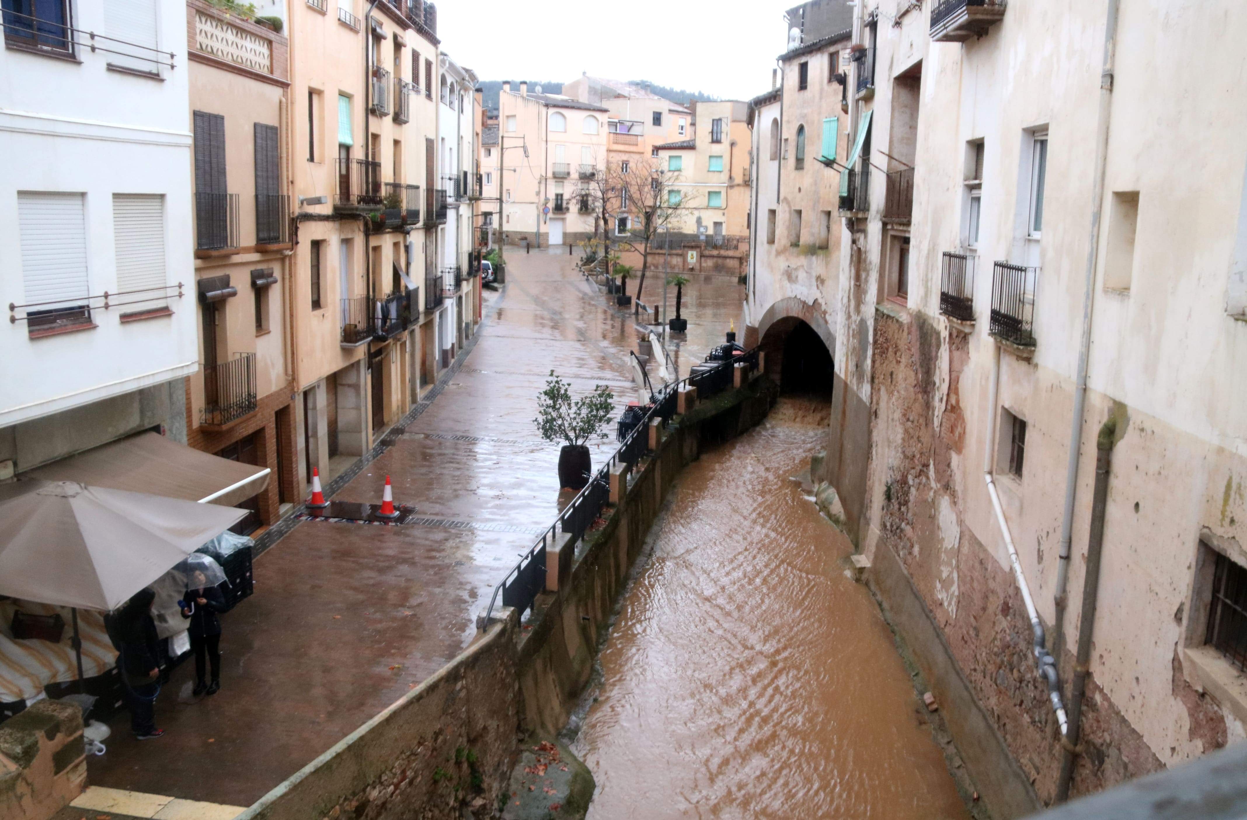 Protecció Civil posa fi a la limitació de mobilitat al sud de Catalunya per les pluges torrencials