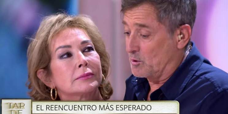 Antonio Hidalgo i Ana Rosa Quintana, junts a Telecinco, vint anys després Antonio Hidalgo i Ana Rosa Quintana, junts a Telecinco, vint anys després