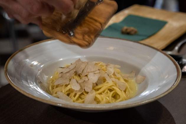 Los linguine tonno de Algrano Bistró. / Foto: Marta Garreta