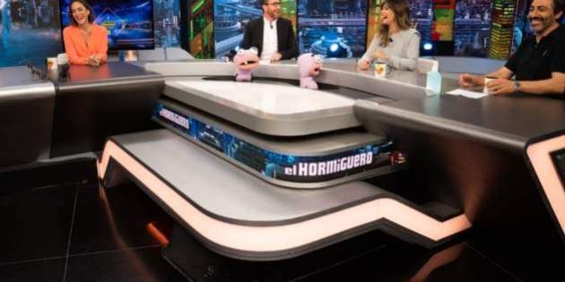 Tamara Falcó, Pablo Motos, Núria Roca y Juan del Val en 'El Hormiguero' Antena 3 Tamara Falcó, Pablo Motos, Núria Roca y Juan del Val en 'El Hormiguero' Antena 3