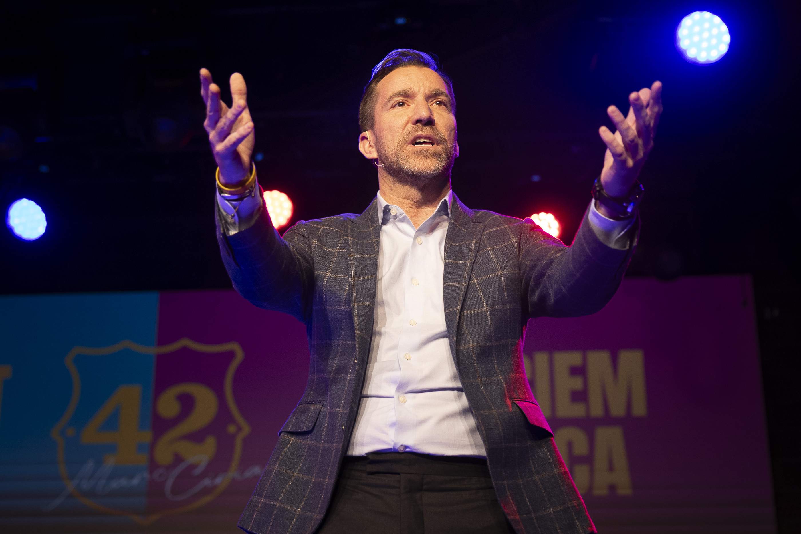 Per què s'han invalidat les 598 signatures que han deixat Ciria fora de les eleccions del Barça?