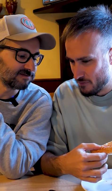 Jair Domínguez, esmorzant amb Arnau París IG2 Jair Domínguez, esmorzant amb Arnau París IG2