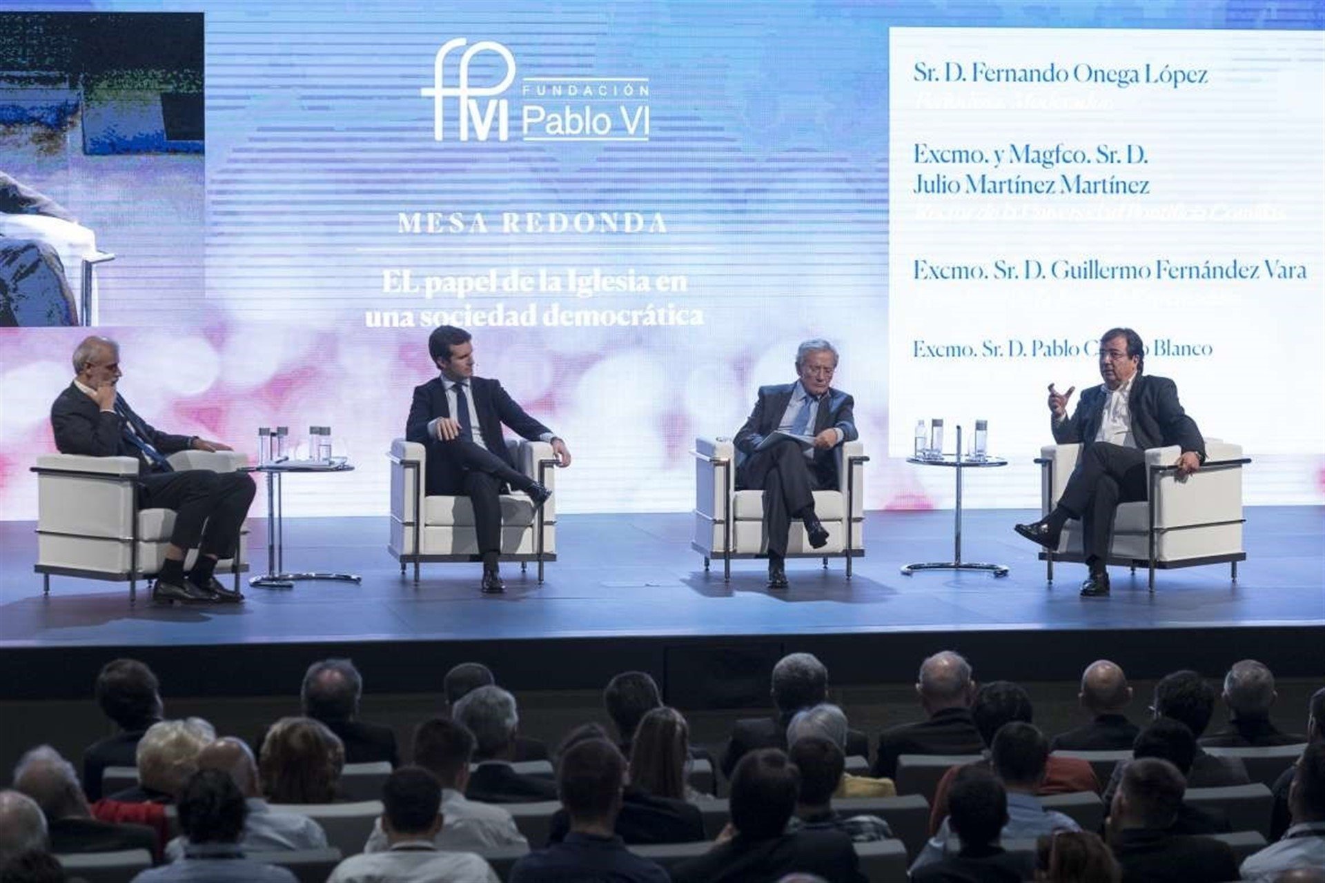 Casado atribuye a la Iglesia que "la Transición fuera tan pacífica"