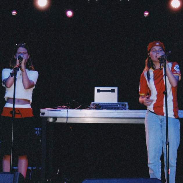 Mushka y Greta, juntas en el escenario / Instagram