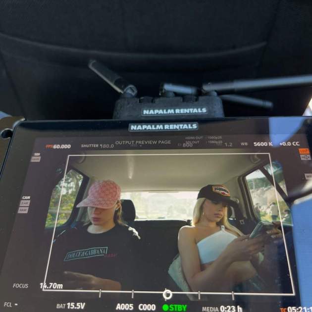 La foto de Mushka i Bad Gyal quan grabaven el videoclip / Instagram