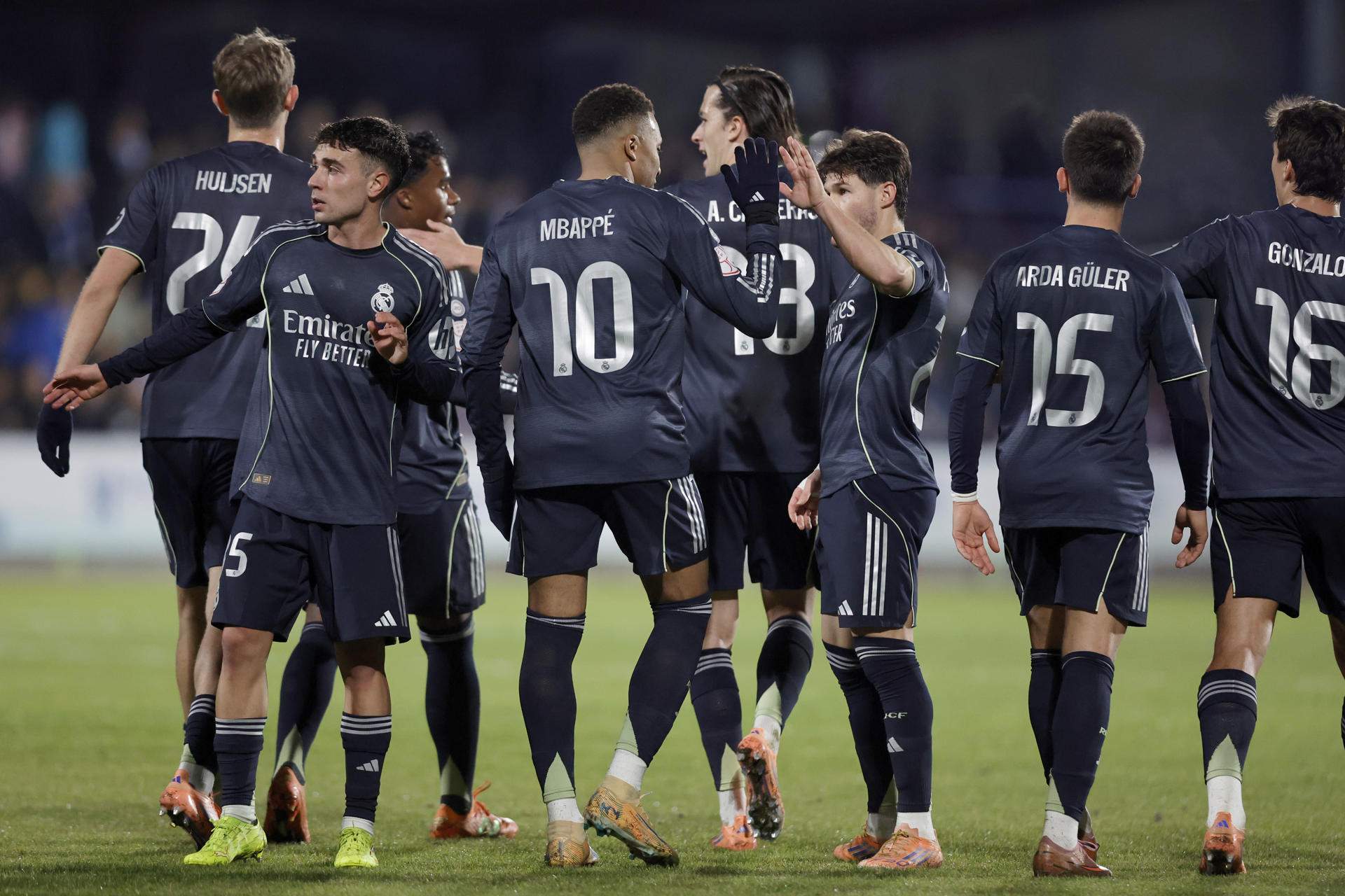 El Real Madrid no falla contra el Talavera (2-3) y sigue adelante en la Copa del Rey