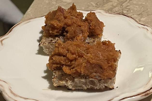 Sobrassada de tonyina del restaurant Arraval. / Foto: Rosa Molinero Trias Sobrassada de tonyina del restaurant Arraval. / Foto: Rosa Molinero Trias