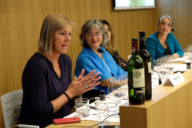 Irene Alemany en una ponència sobre vinicultura Foto Cedida