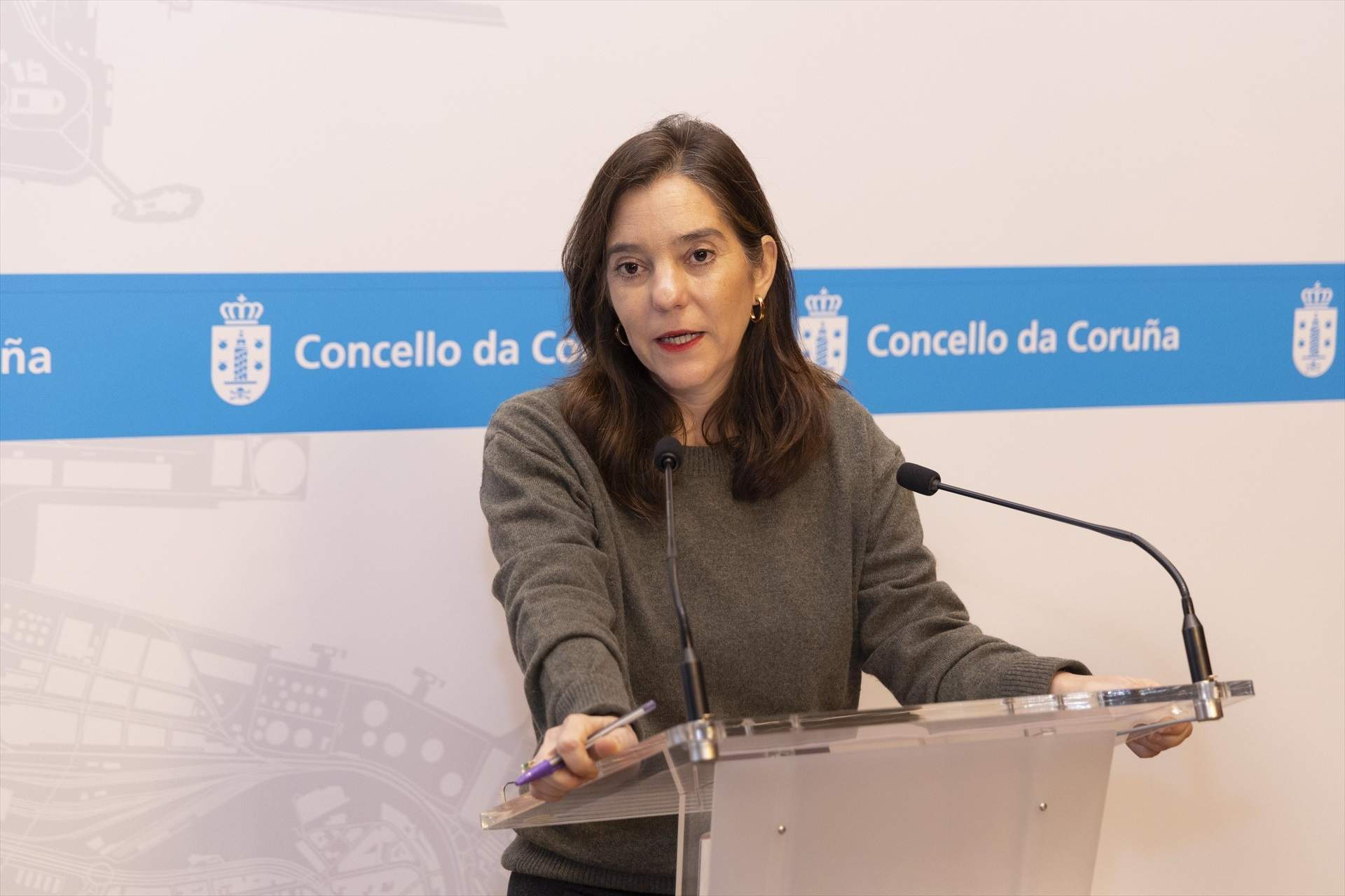 Polémica en el PSOE gallego: dos exconcejales denuncian a la alcaldesa de A Coruña por acoso laboral