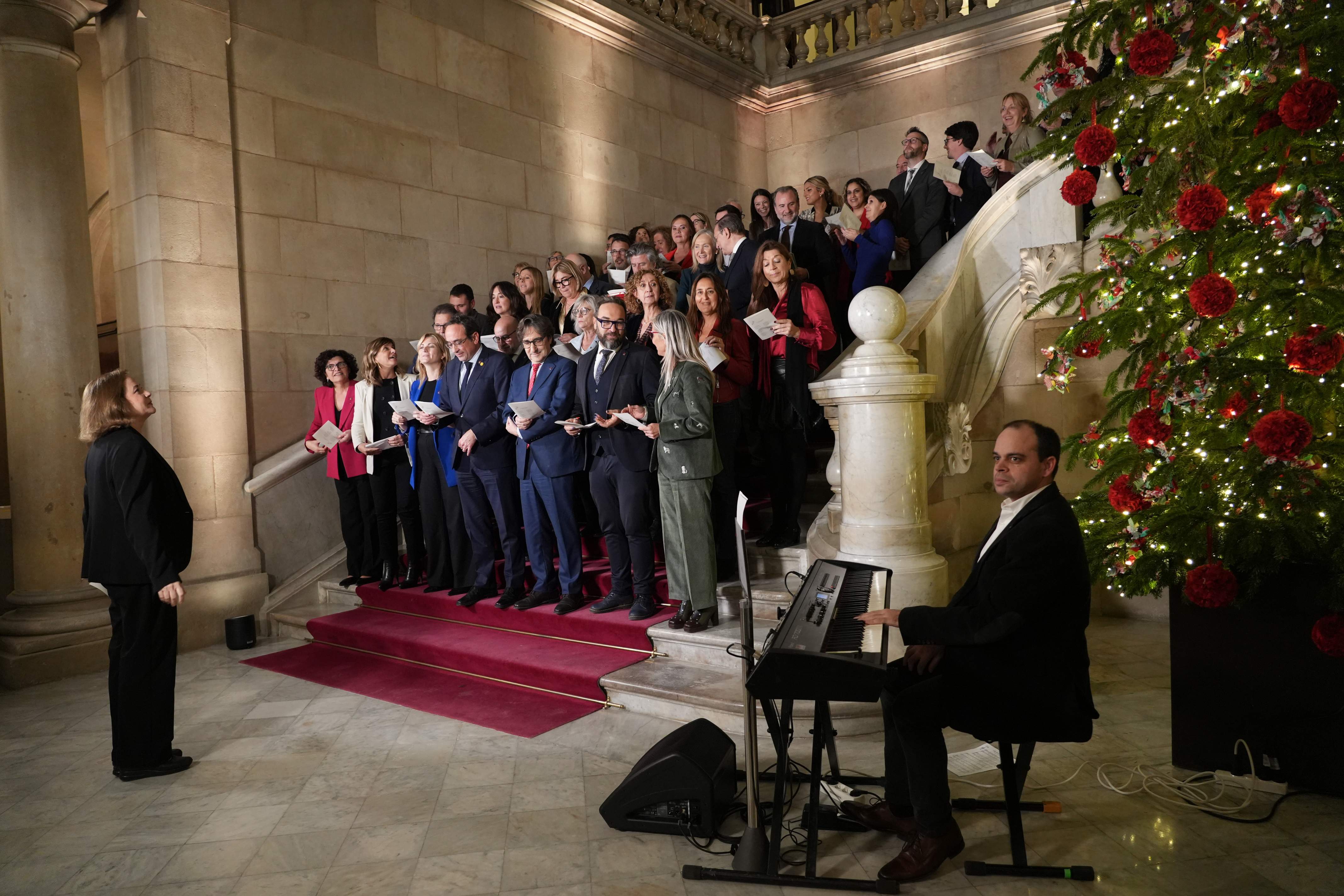 Los villancicos vuelven al Parlament con una cantada de los diputados sin Vox, la CUP ni Aliança Catalana