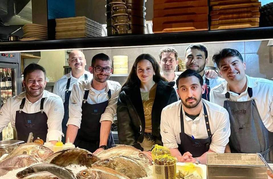 Rosalía al restaurant Estimar / Instagram Rosalía al restaurant Estimar / Instagram