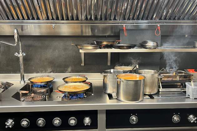 Cuina del restaurant Can Dani de Manresa. / Foto: Jordi Àvila