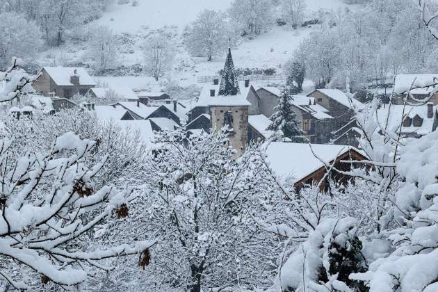 neu a isil nevada pirineu poble nevat acn 2