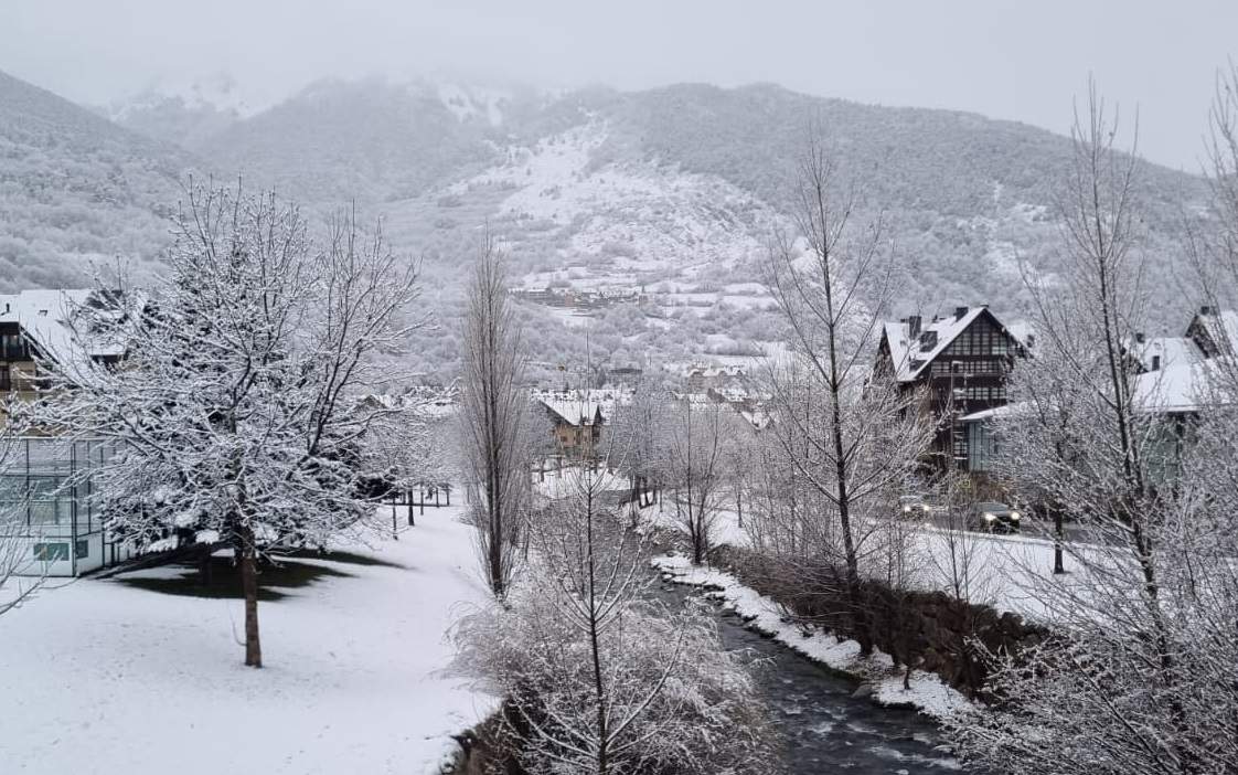 Catalunya es congelarà aquest dimarts: clímax de la fredorada amb sorpreses de neu a cotes baixes