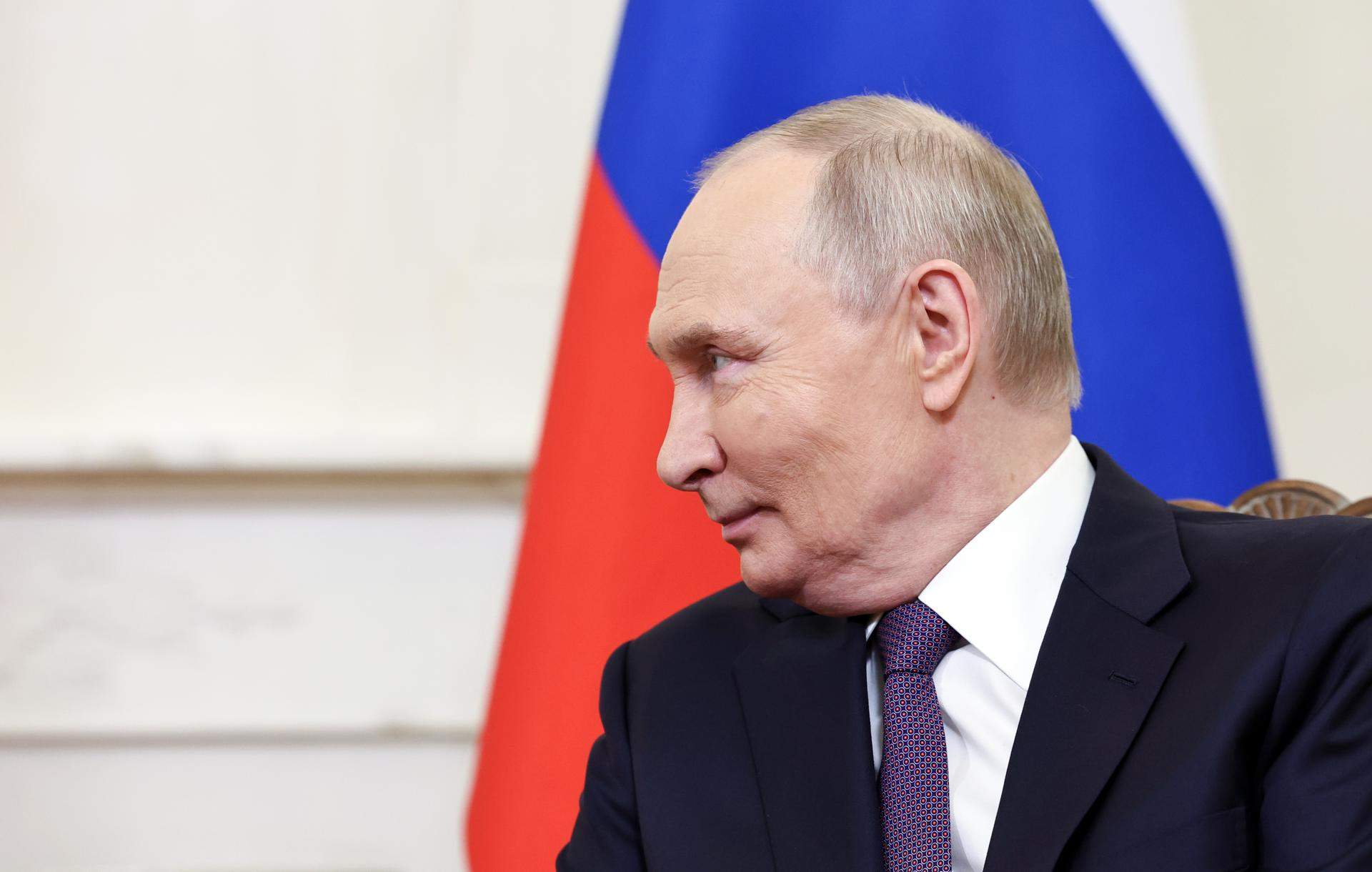 Rusia se hunde, pero Putin no negociará la paz con Ucrania: ¿por qué