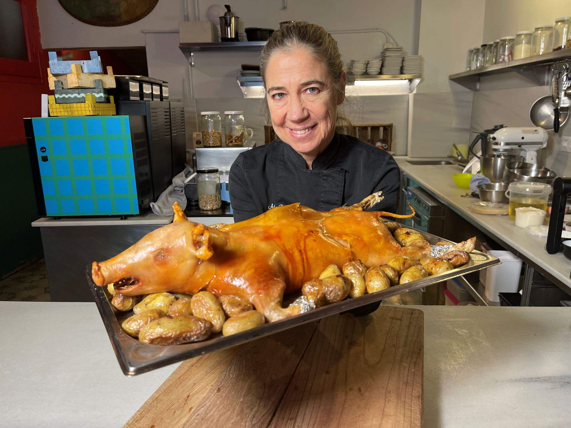 Cómo hacer cochinillo correctamente en casa: el paso a paso de Ada Parellada