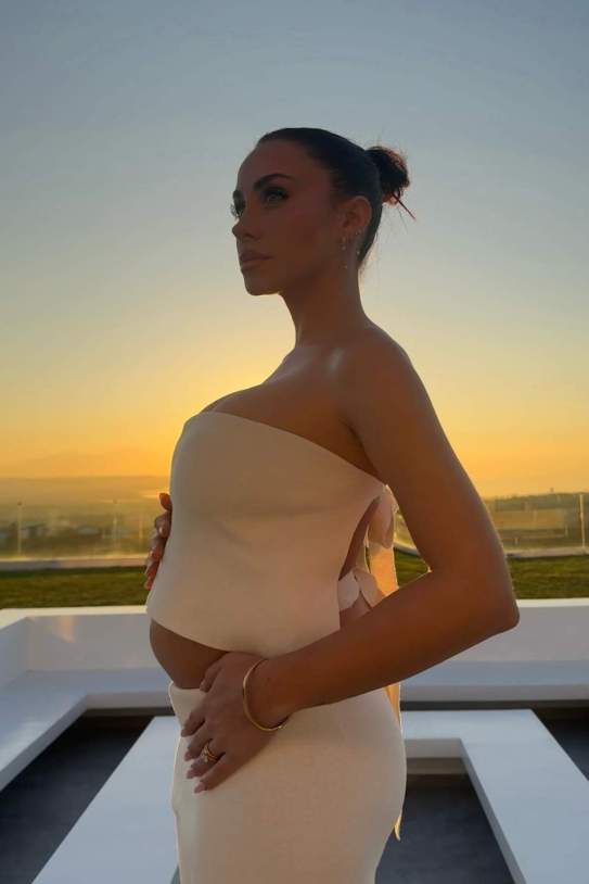 carlesperez7 1765913316 3789073454872664273 1033795231 (1)