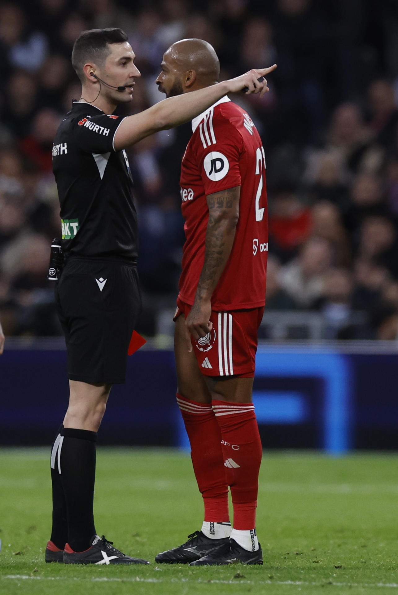 Ser rival del Reial Madrid surt exageradament car: sanció desproporcionada al sevillista Marcao