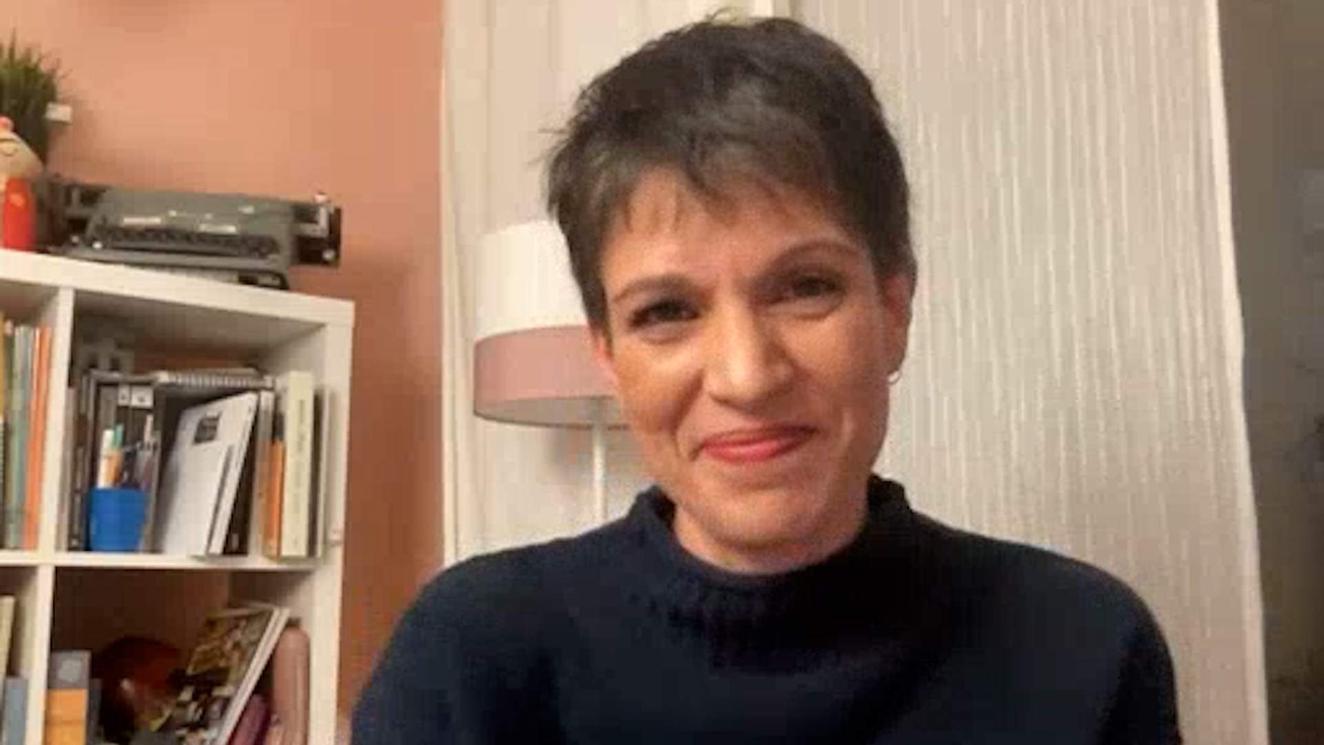 Bea Talegón | Grietas en el régimen