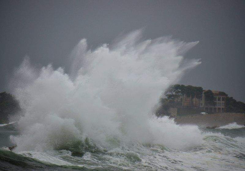El temporal disminuye pero no desaparece: lluvia intensa, ríos bien llenos y terreno bien saturado de agua