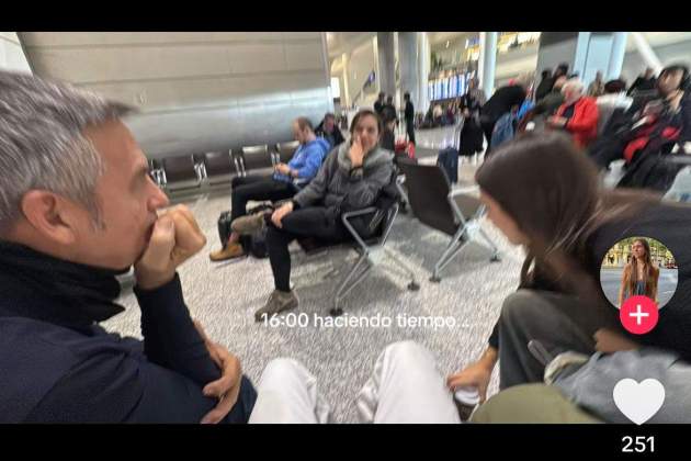 Fotos de la família Pellicer esperant l'Adrià / TikTok: @martinetapellicer_