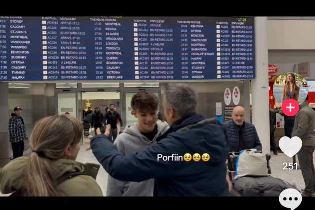 Fotos de l'arribada d'Adrià Pellicer / TikTok: @martinetapellicer_