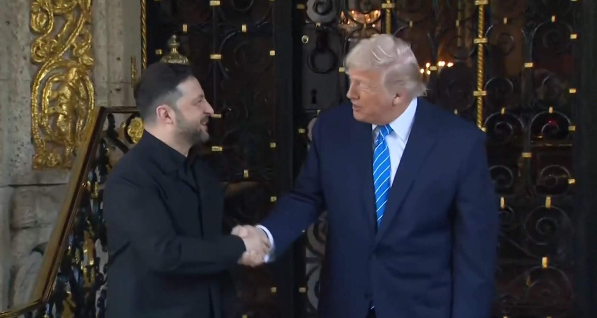 Zelenski arriba a Mar-a-Lago per abordar amb Trump la nova proposta de pau per a Ucraïna