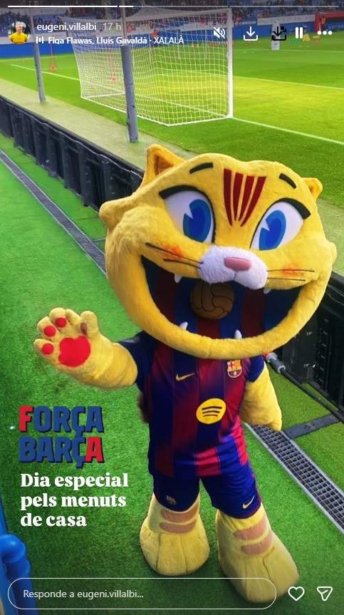 El Toni i l'Eugeni, amb els fills, a l'entrenament de portes obertes del Barça IG